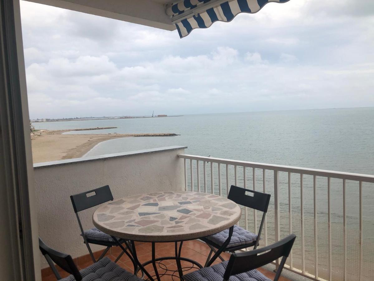 Apartamento En Primera Linea De Mar Sant Carlos de la Ràpita 外观 照片